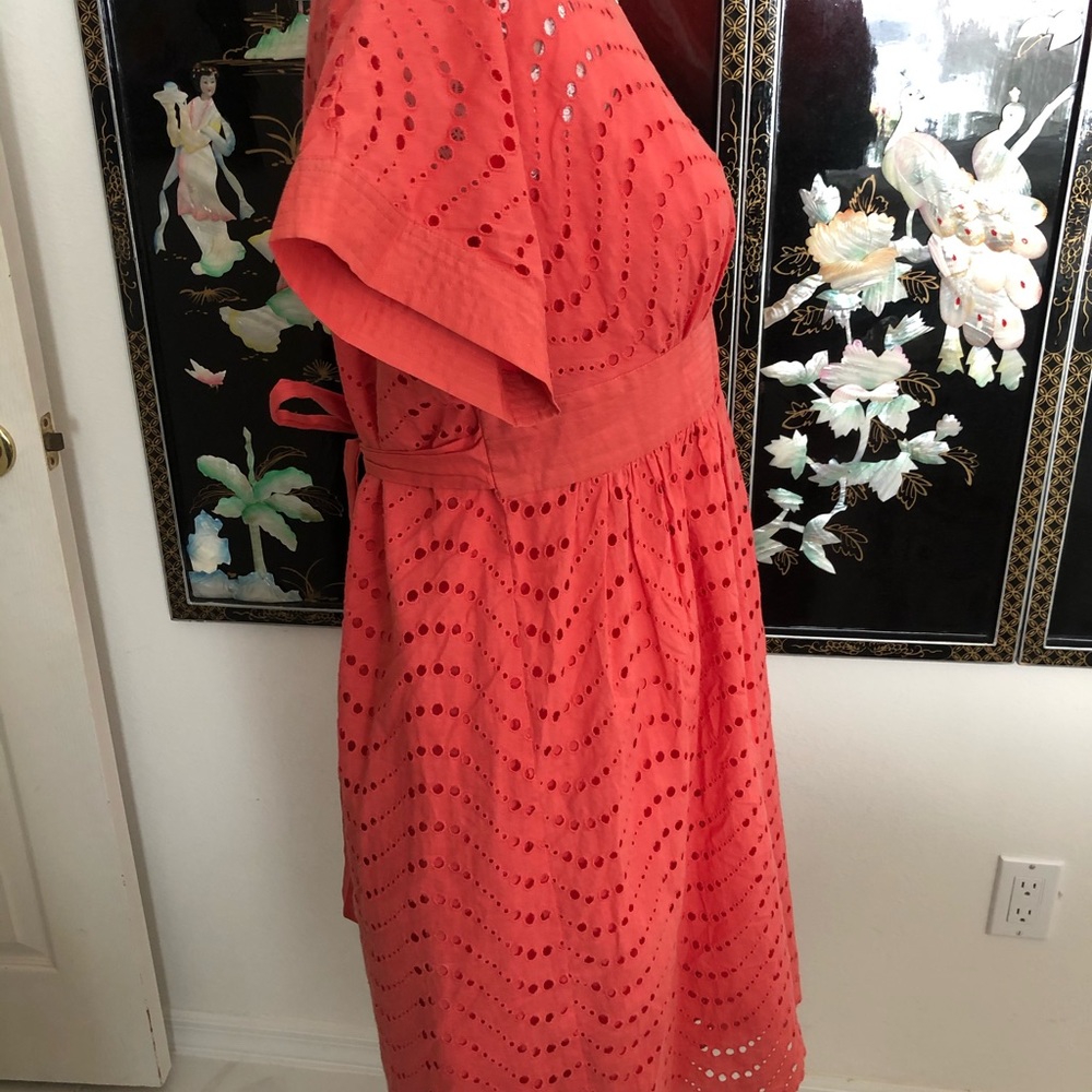 Unworn BCBGMAXAZRIA coral dress in size 10 - Picture 4 of 6